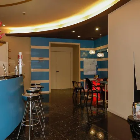 Lancaster Hotel 4*