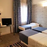 Lancaster 4* Turim