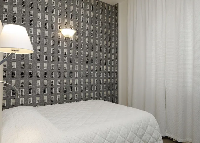 Lancaster 4* Τορίνο